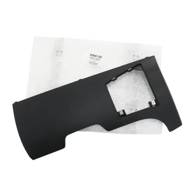 Armaturenbrettverkleidung unter Lenkrad
